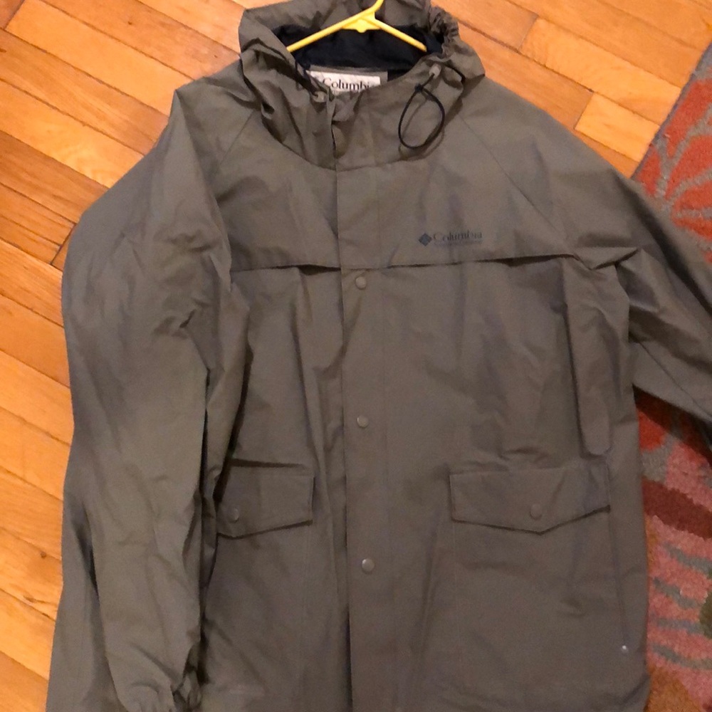 Columbia raincoat